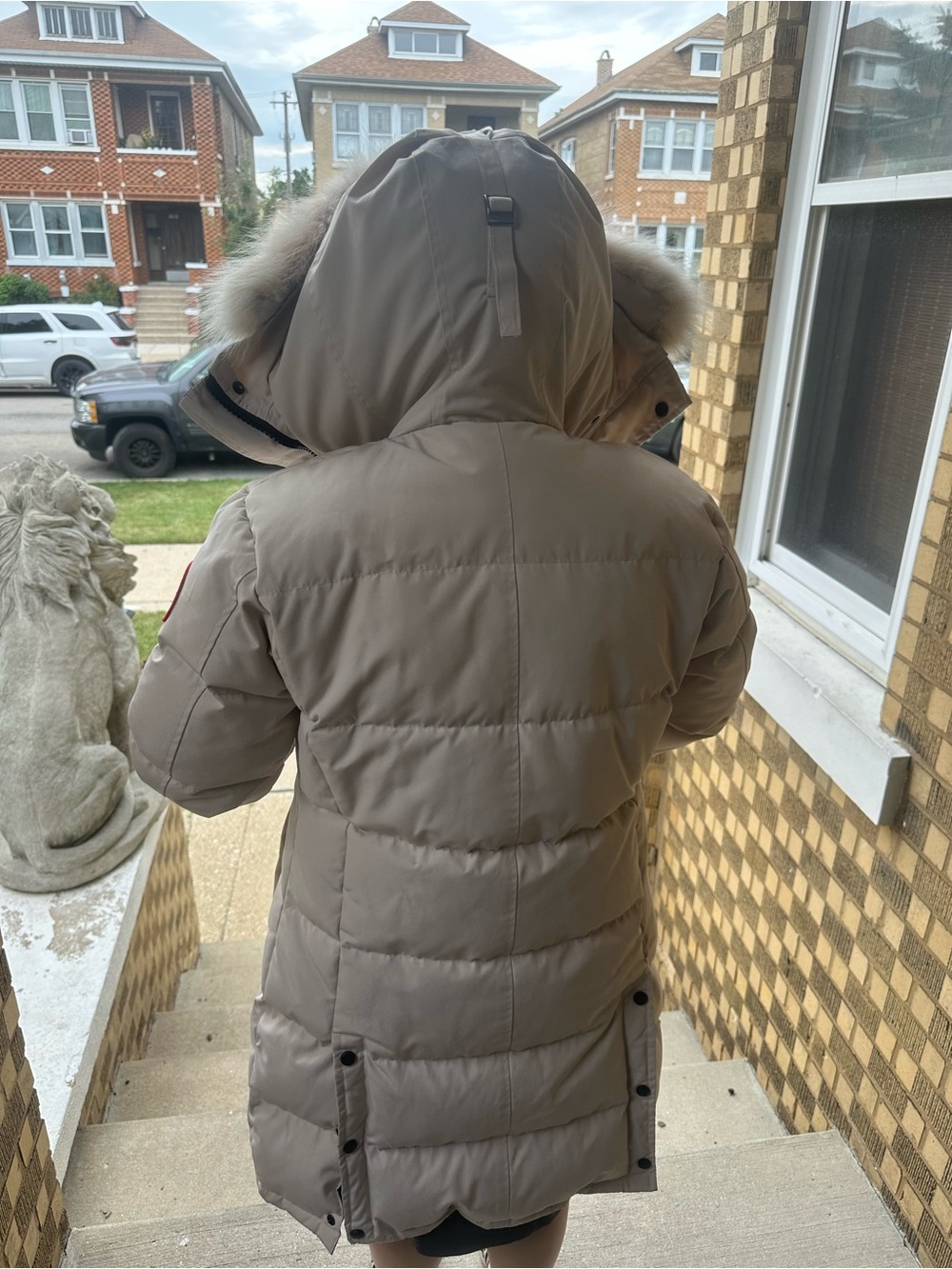 Canada Goose Light Beige Women's Down Puffer Coat with Fur-Trim Hood - Picture 9 of 11
